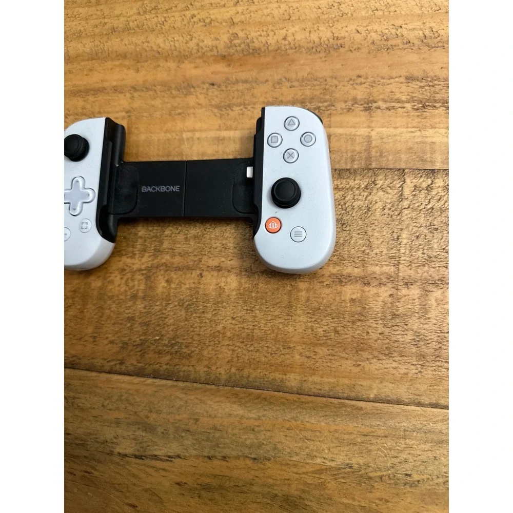 Backbone One PlayStation Edition Mobile Gaming Controller for iPhone BB-02 White